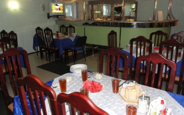 Yuventa Hotel