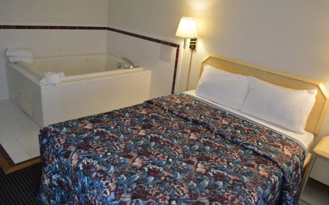 Crystal Inn and Suites
