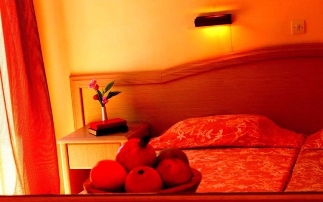 Отель Primavera Hotel