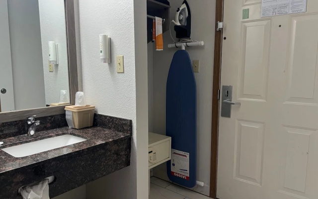 Quality inn Neosho