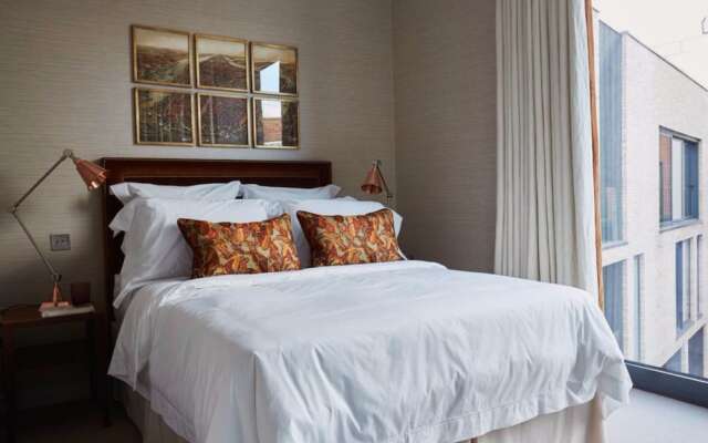 4 Bedroom House in Battersea Sleeps 7