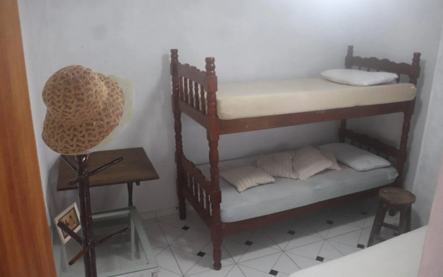 Casa dos Rocha em Ubatuba - Kitnet Preta