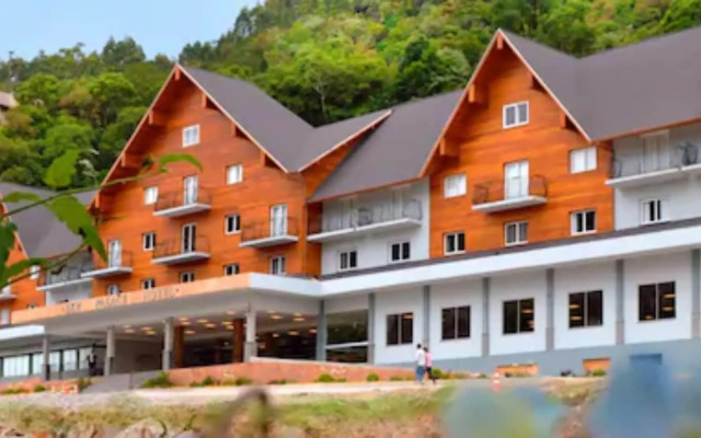 Sky Palace Hotel