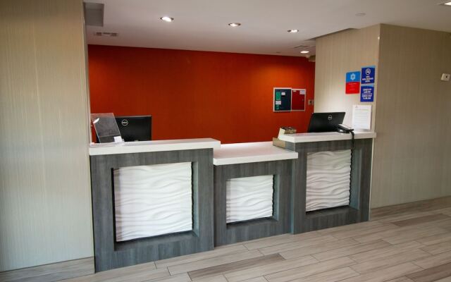 SureStay Plus Hotel by Best Western Tulsa East (Ex. Super 8 by Wyndham Tulsa OK)