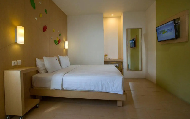 Ascent Hotel and Cafe