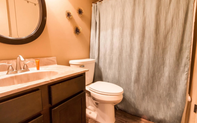 Edgewater Golf Villa 201