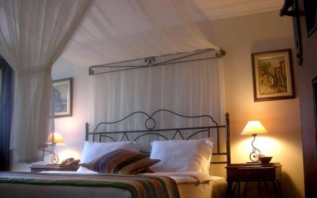 Kumlubuk Maris Hotel