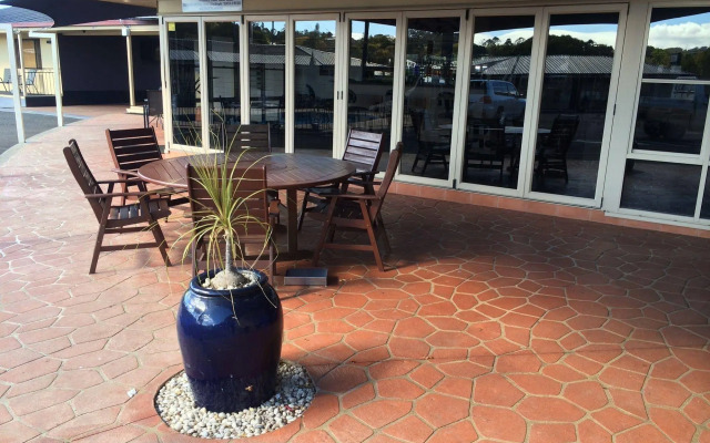 James Street Motor Inn