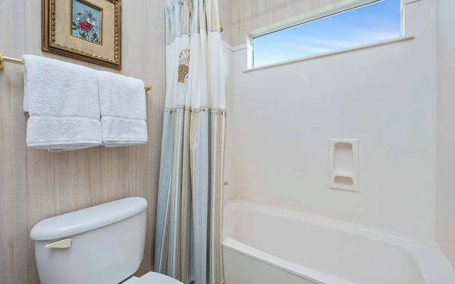 Private Beach & Community Pool