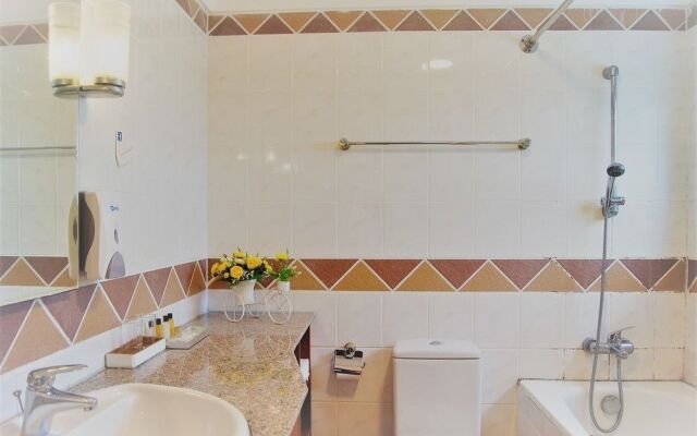 HoLo Garcerie Saigon Serviced HomeStay