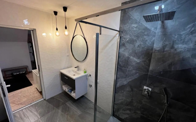 Bruno Apartment