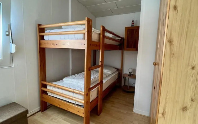 Spacious Bungalow With Garden in Park Eureka