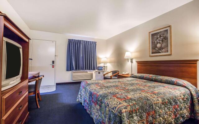Days Inn by Wyndham Ridgecrest near China Lake Naval Station