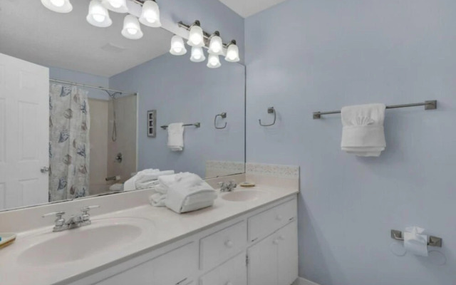 Pineapple Cabana by Bliss Beach Rentals