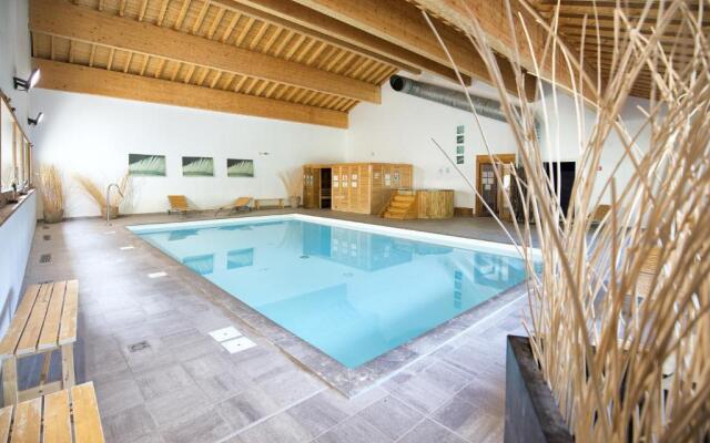 Le Hameau SPA & PISCINE appartement 3 pieces 6pers by Alpvision Residences