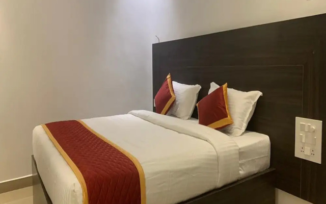 G R B Hotels Aishwarya Grand