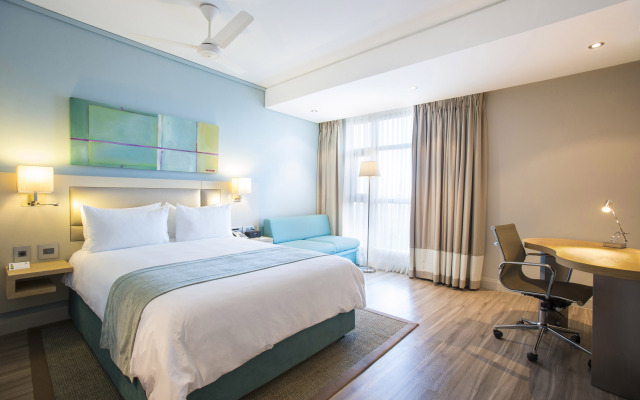 Holiday Inn Mauritius Mon Tresor by IHG