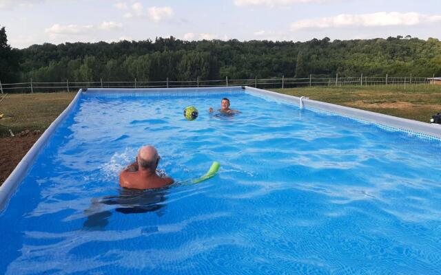 Gîte équestre Domaine des Crins - Biron
