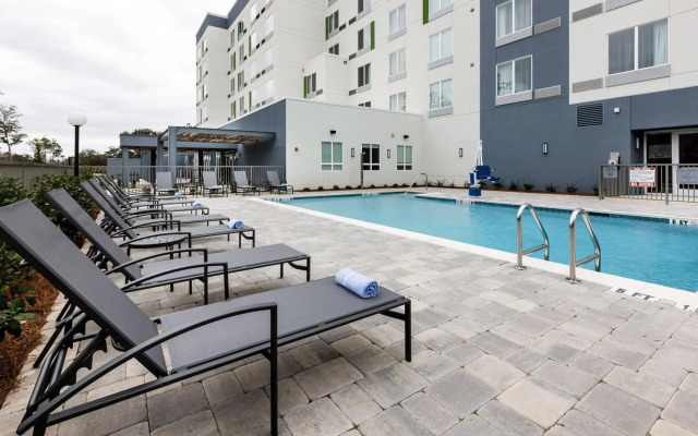 Courtyard by Marriott Pensacola I-10 West