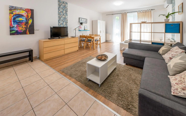 Klauzal 11-202 City Center Apartment