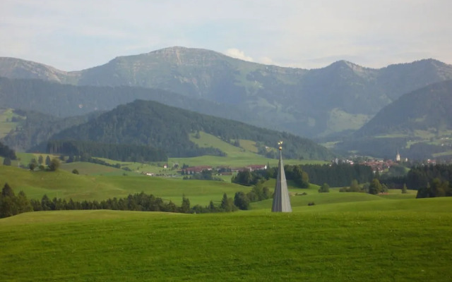 Haus Nett Modern Retreat