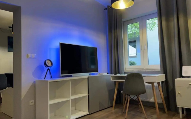 “ApartCalm - like at Home” – close to Subway