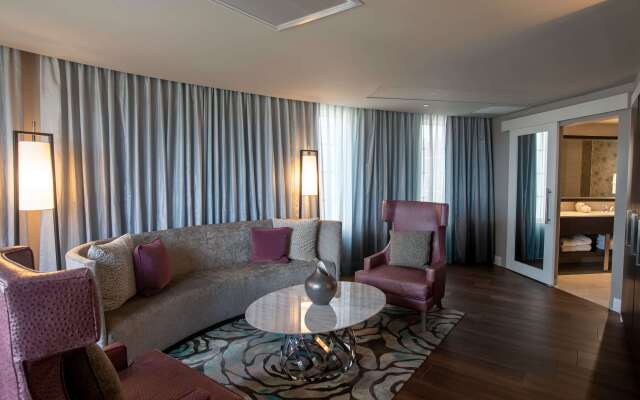 Wyndham Grand Jupiter at Harbourside Place