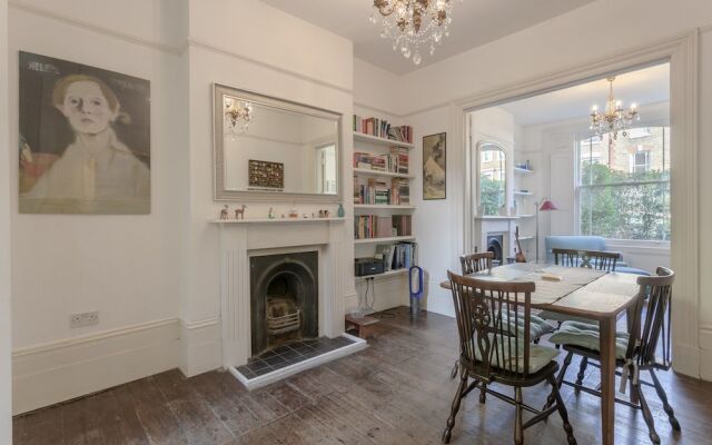 Bright 1 Bedroom Flat in Finsbury Park