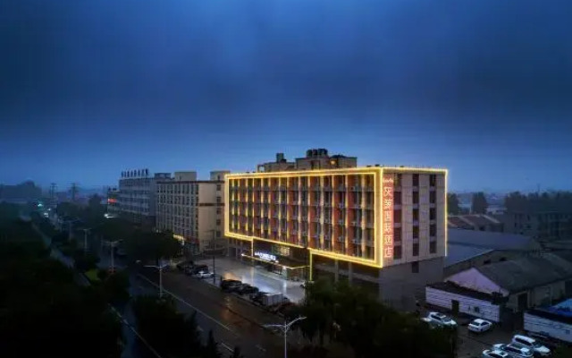 Gray Whale International Hotel (Longquan Branch)