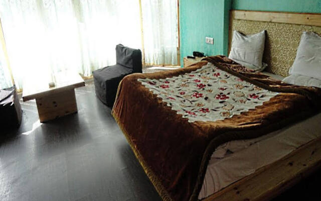 The Leh-Chen Hotel