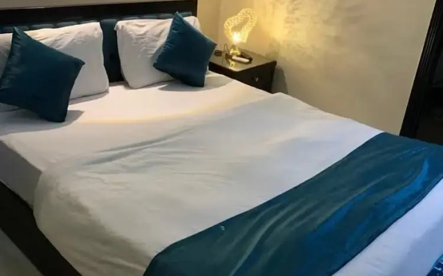 Tut Pyramids View Hotel