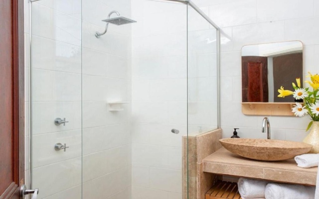 OCEAN MIST COTTAGE Kiama 4pm Check Out Sundays Except Peak Season – Bathroom – Kiama