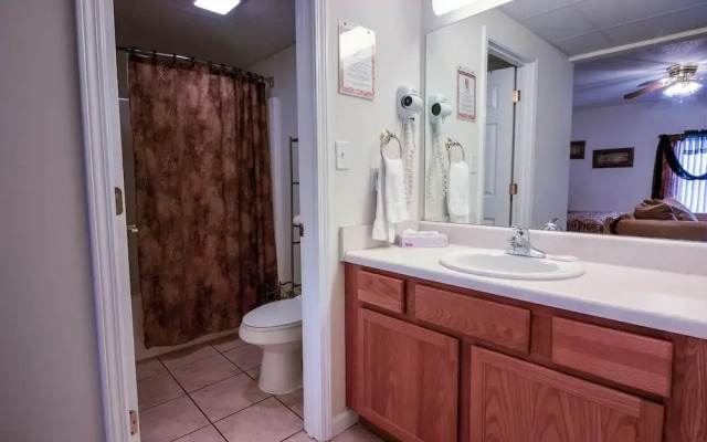 Whispering Pines 611
