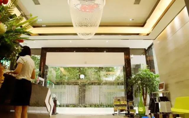 Ruiyue Nanting Hotel (Chengdu Hongpailou Branch)