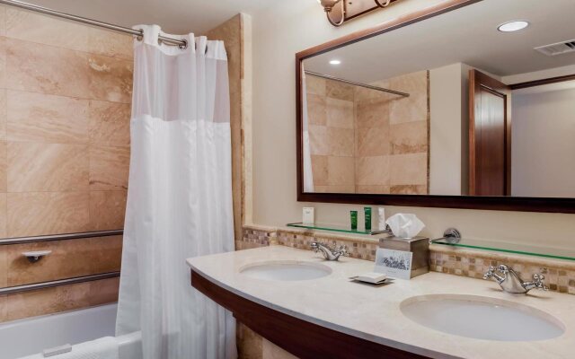 Condado Lagoon Villas at Paseo Caribe