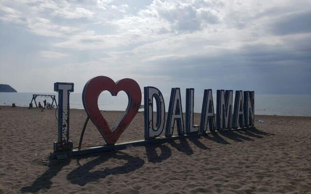 Lovely 2 Rooms Apartment With Pool and Air Con