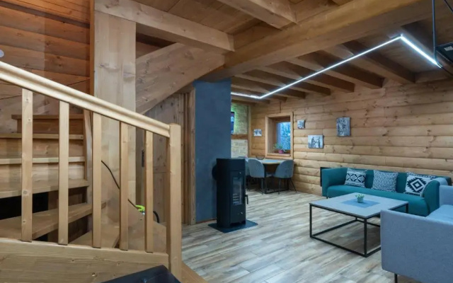 AC RiverStone CHALET
