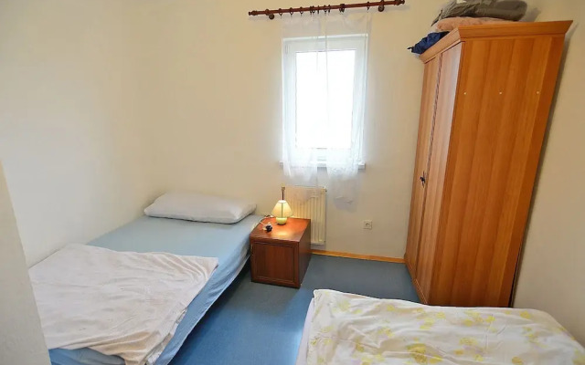 Apartment 517