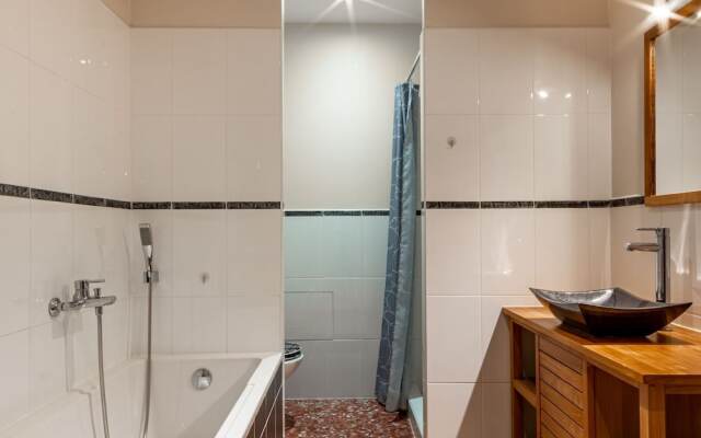 Elegant Holiday Home in Olonzac With Private Swimming Pool