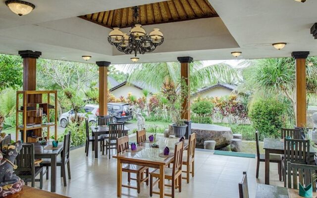 ZEN Rooms Sriwedari Ubud 2