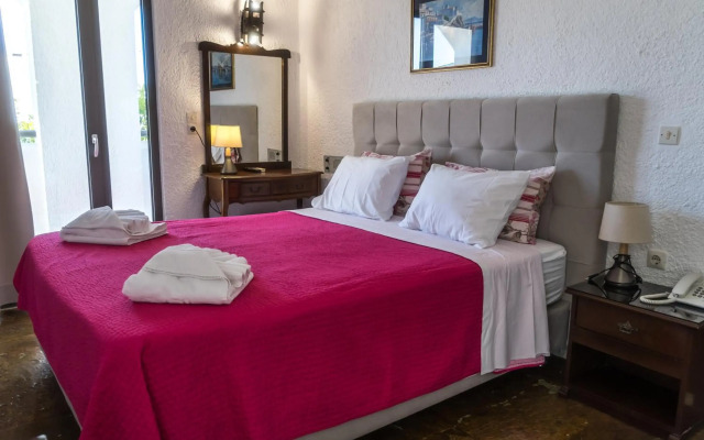 Malia Holidays Hotel
