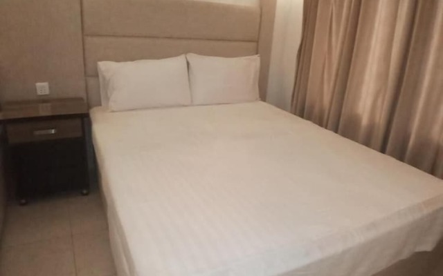 Royal Hayat - Budget Double Room