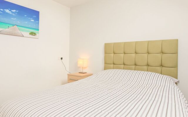 Belfast Budget Maldon Court 20