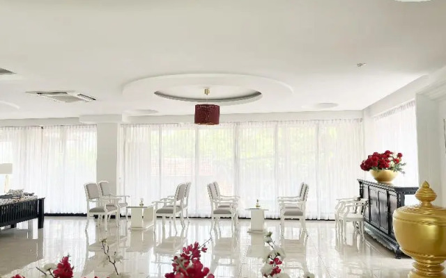 Jaya Suites Hotel