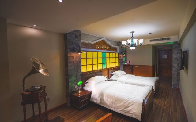 History Boutique Inn