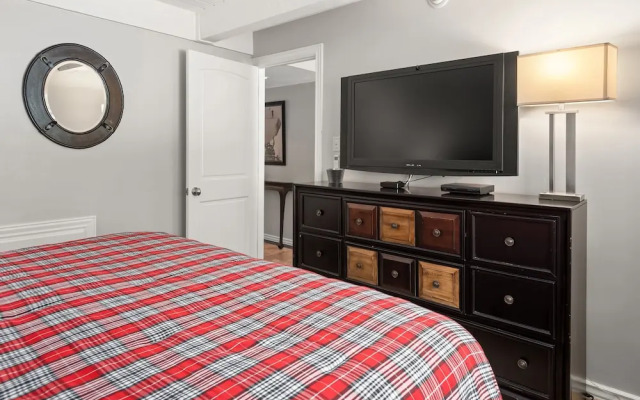 Aspen Alps Apartment #107 2 Bedroom Condo by RedAwning