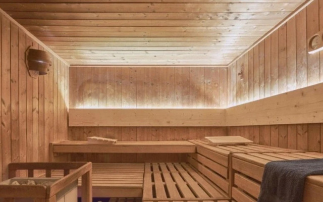 Apartment With Terrace King Bed in Krems Stadt