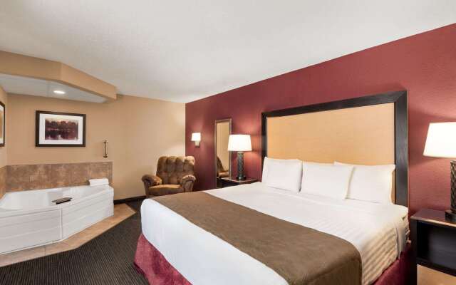 AmericInn by Wyndham Detroit Lakes