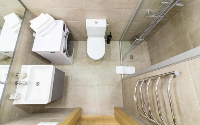 Mind Retreat Apartment, By Cohost