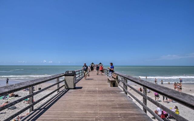 Luxe Naples Escape: Walk to Beach & Downtown!